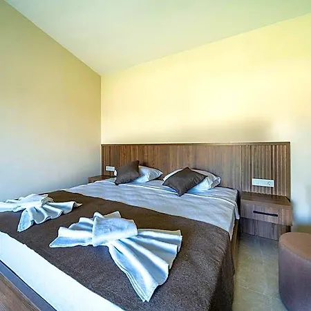 فندق Entire House - 1 Bedroom Private Honeymoon 2*