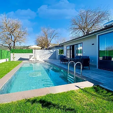 Entire House - 1 Bedroom Private Honeymoon 2*